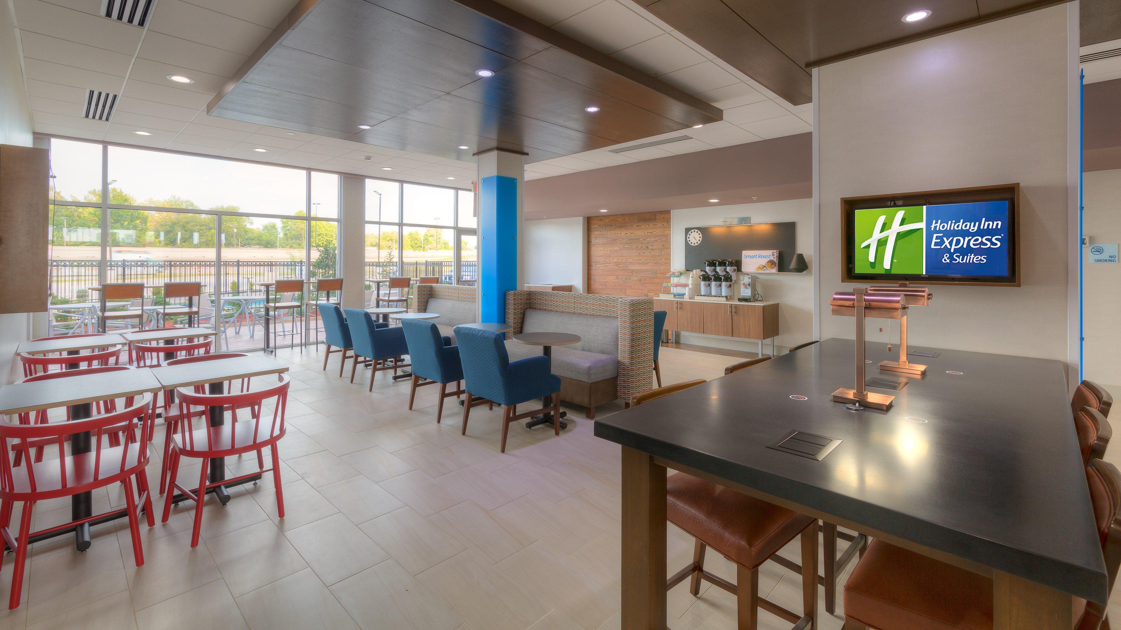 Holiday Inn Express & Suites Tulsa Midtown By Ihg Exterior foto
