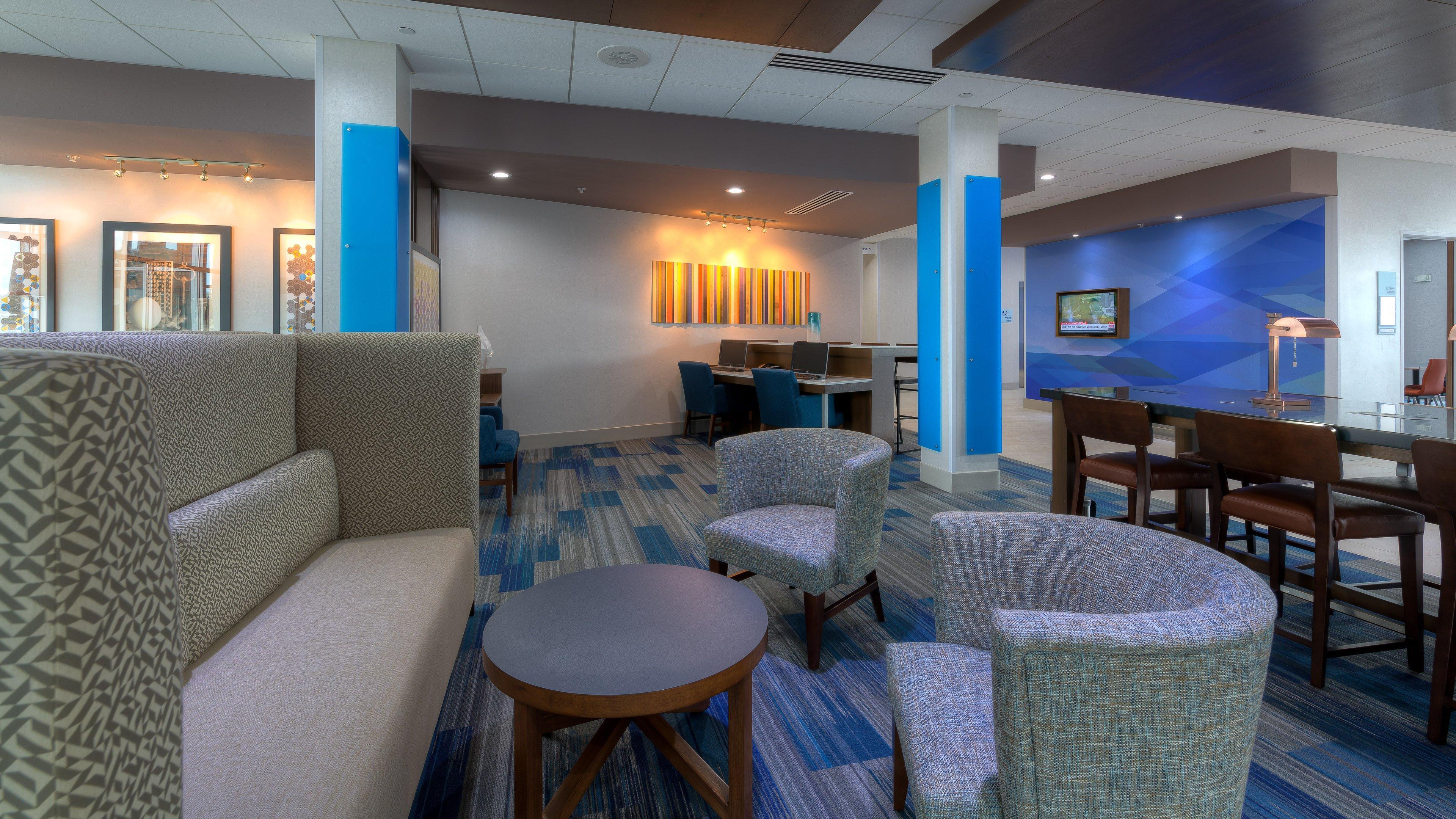 Holiday Inn Express & Suites Tulsa Midtown By Ihg Exterior foto